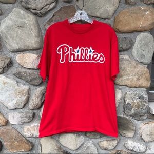 Phillies men’s red T-shirt size large